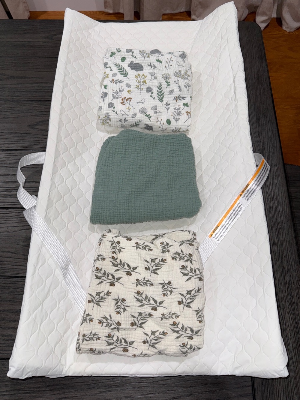 Waterproof Contour Changing Table Pad and 3 Muslin Cotton Changing Pad Covers
